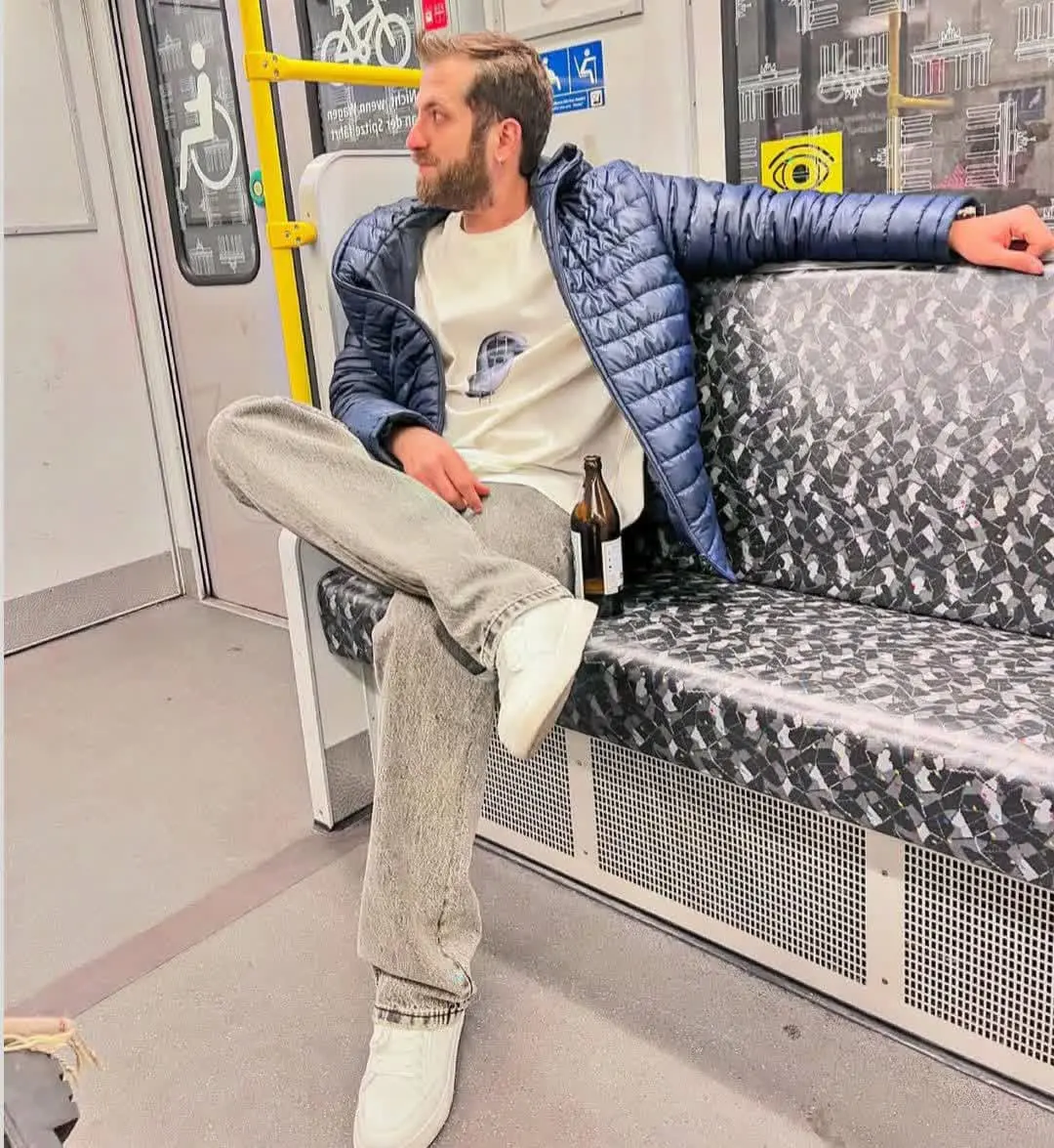 Ashkan Delavari (12)