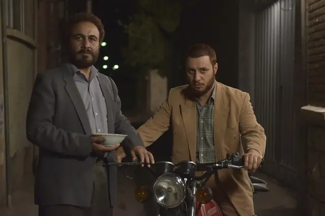 جواد عزتی در فیلم هزار پا