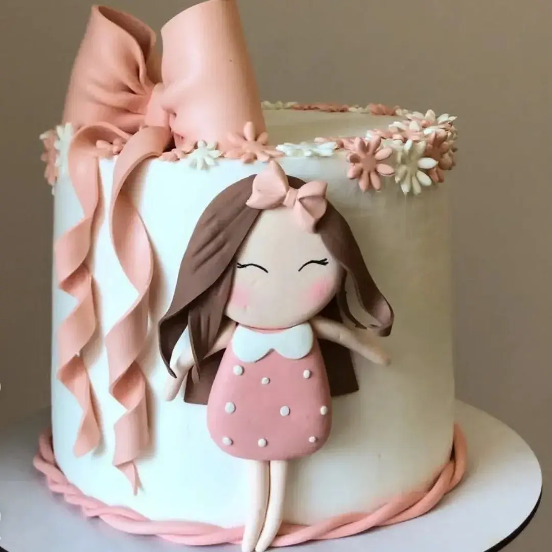 Girl_s Day Cake (2)