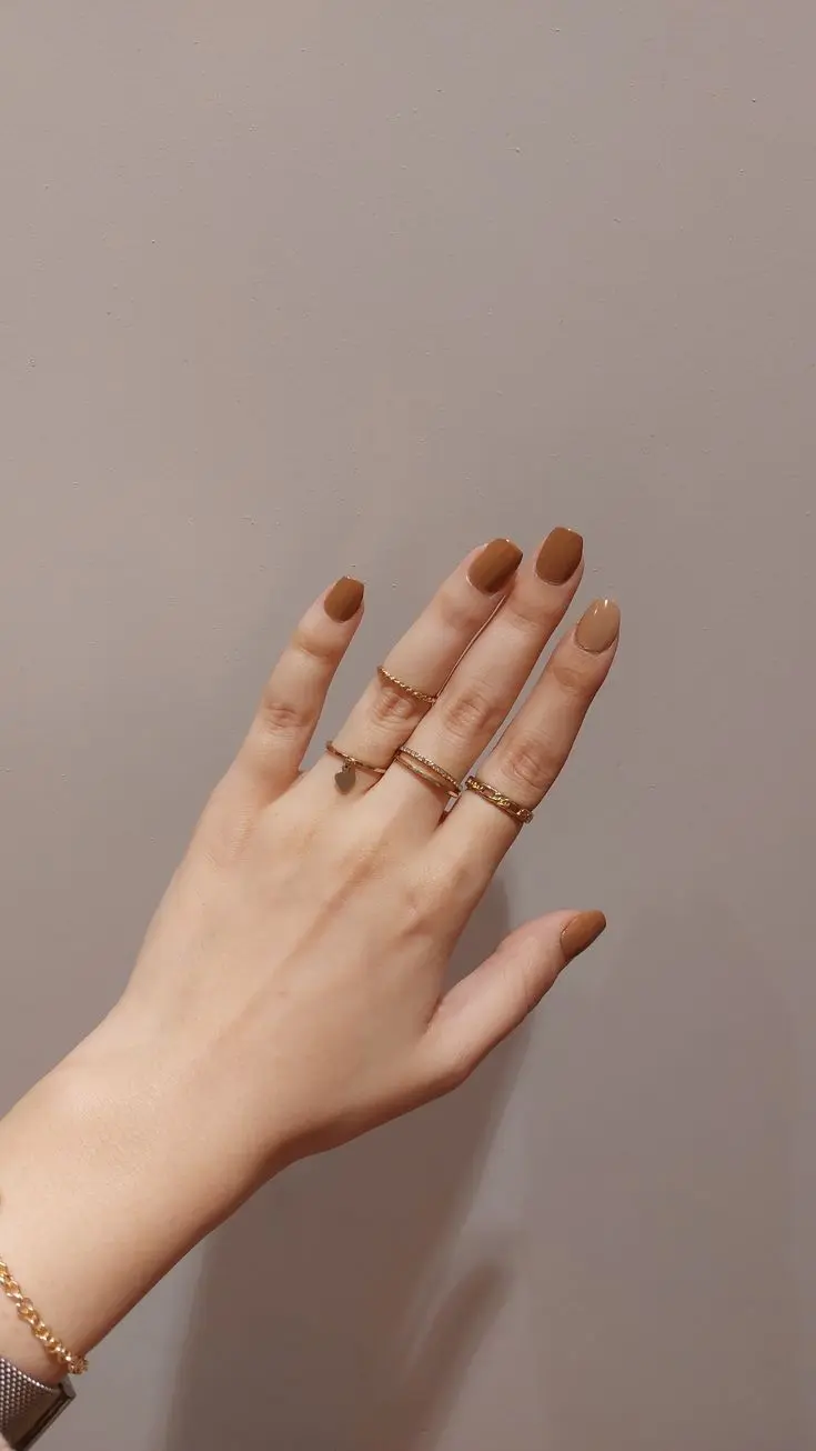 لاک ناخن به رنگ موکا موس (9)