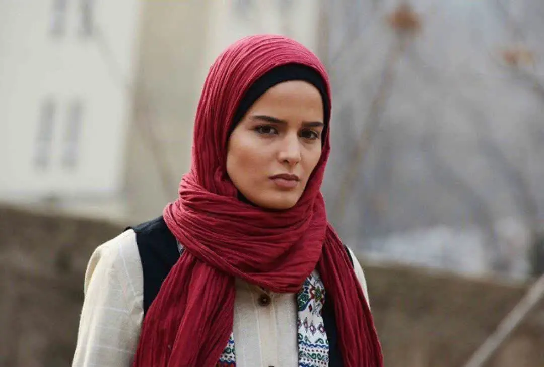 Ghazaleh Akrami (5)