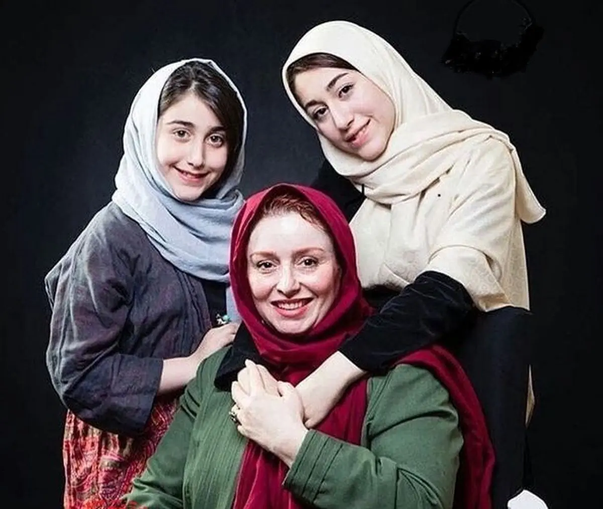 ژاله صامتی (1)
