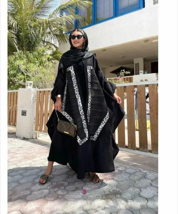 مانتو مشکی محرم