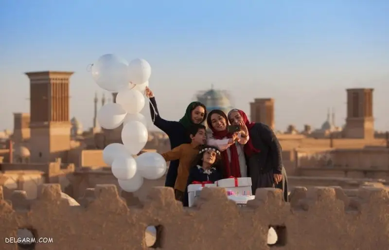 ملیسا ذاکری در فیلم مادری
