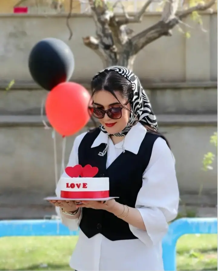 ژست عکس تولد دخترانه (34)