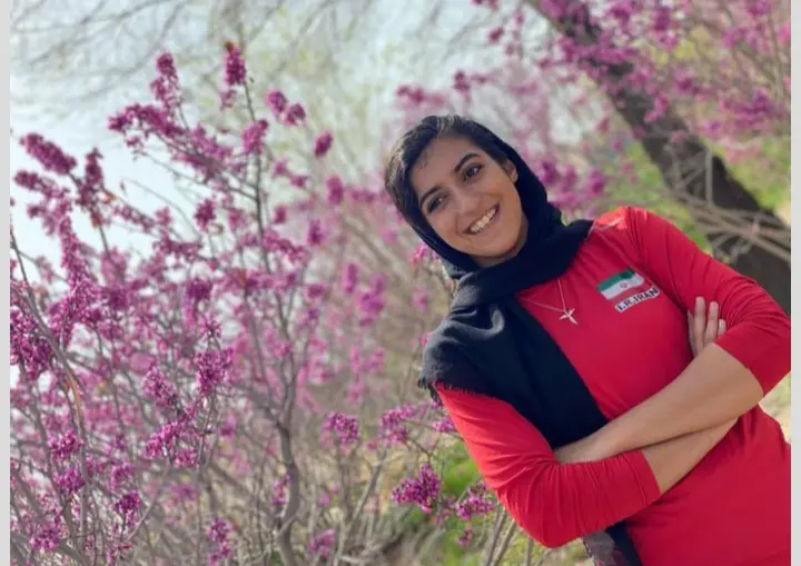 Hajar Safarzadeh (17)