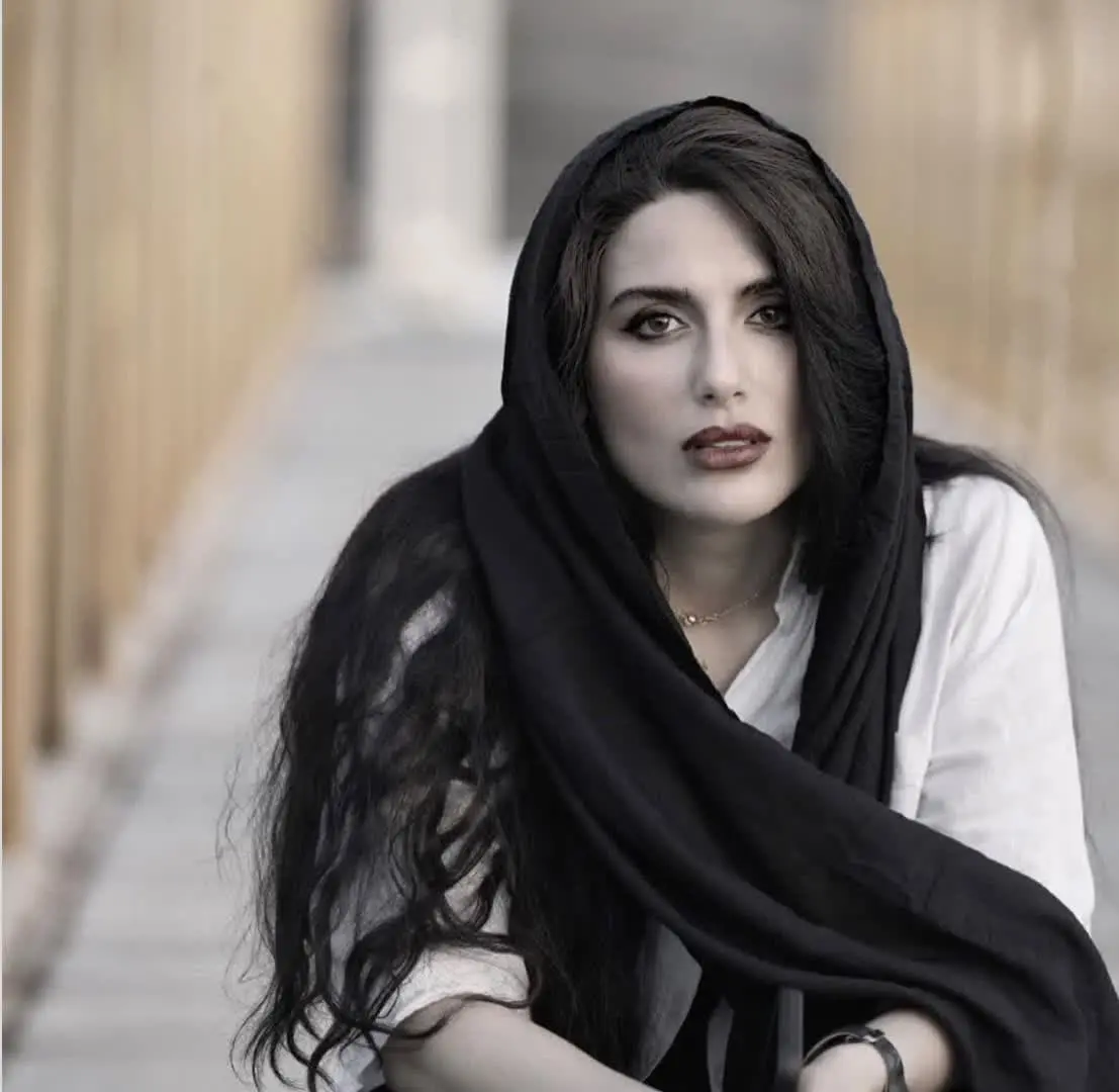 Raha Khodayari (12)