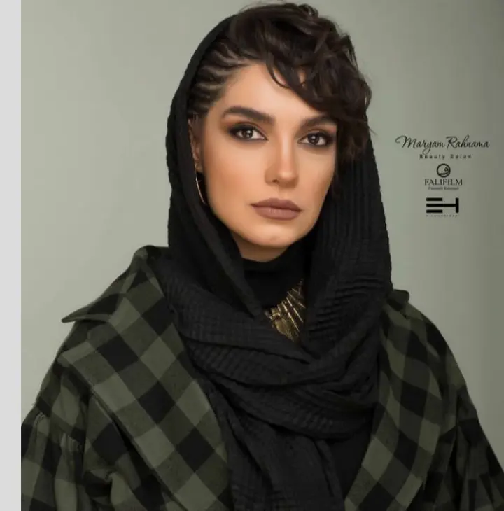 الیکا عبدالرزاقی (6)