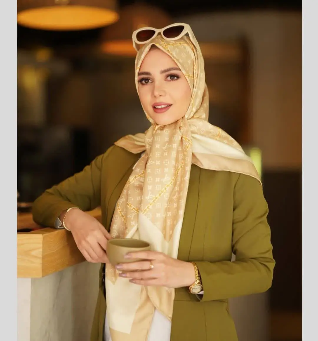 Girls_ scarf model (8)