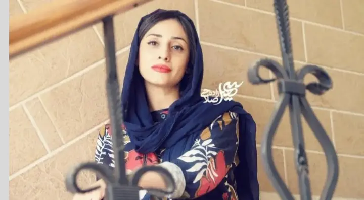  Safora Khoshteint (3)