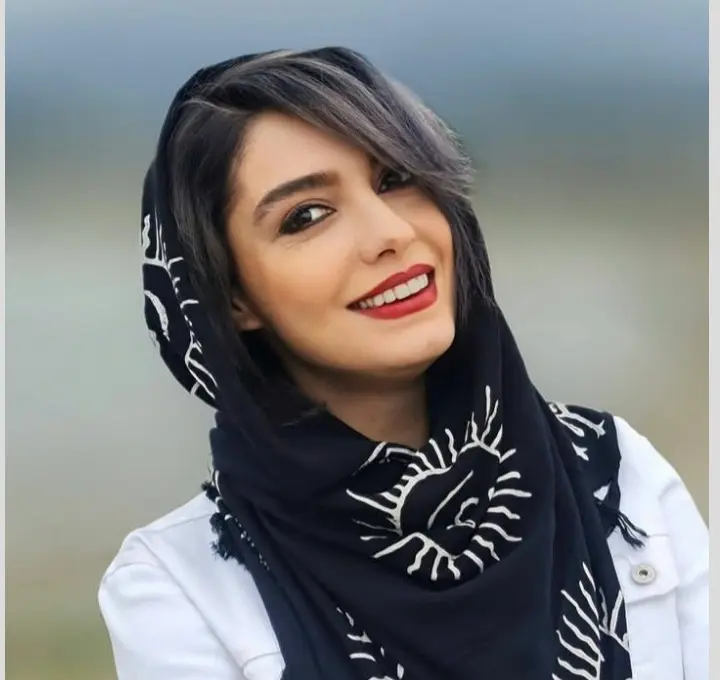 الیکا عبدالرزاقی (8)