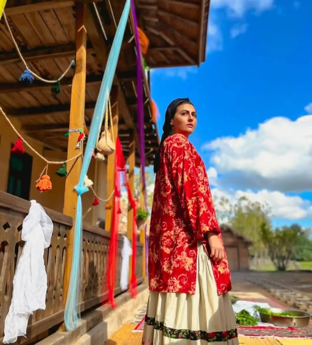 Parisa Dosti (19)