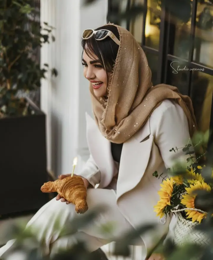 ژست عکس تولد دخترانه (26)