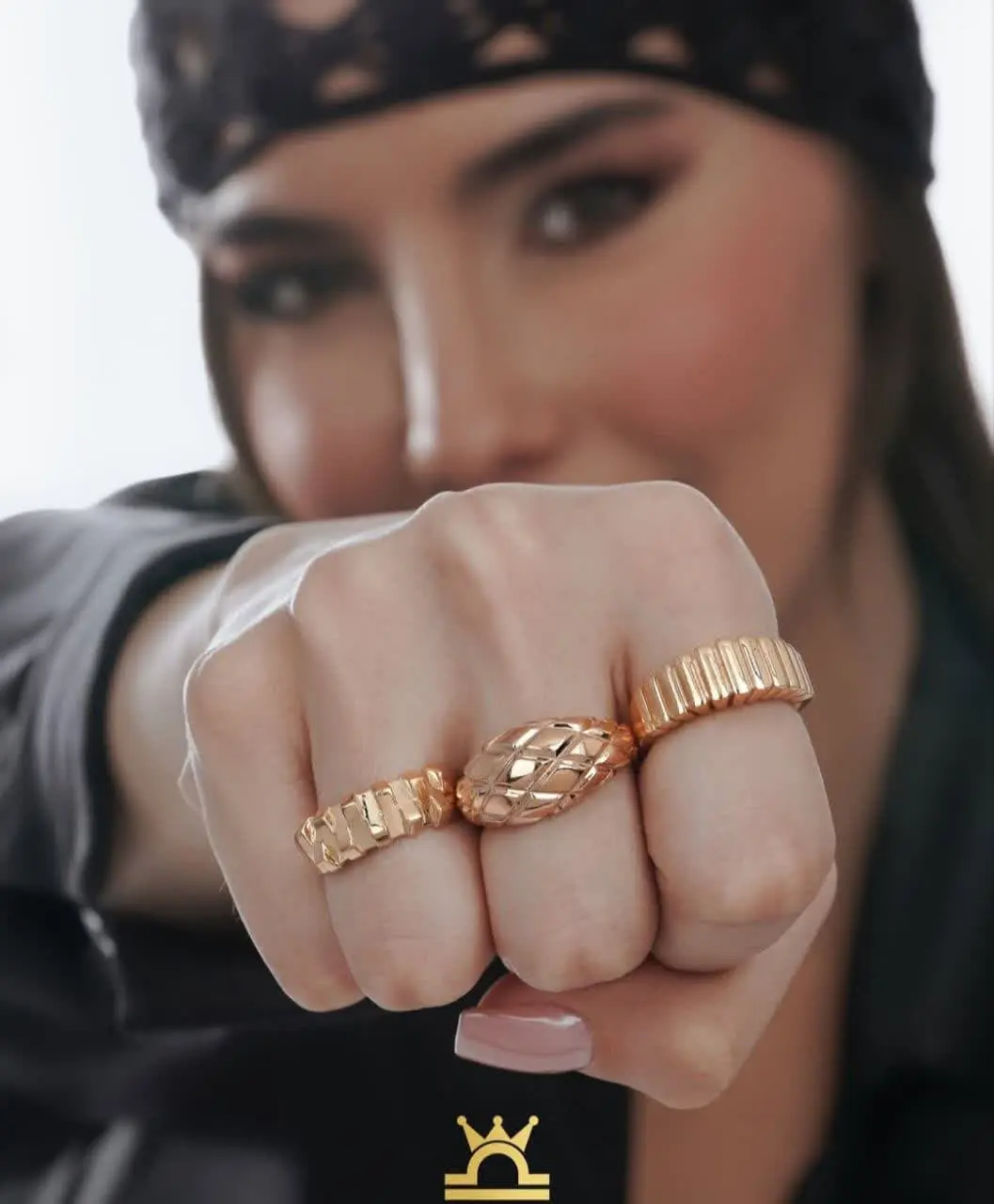 Gold ring model (24)