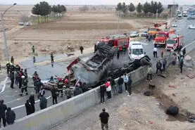 واژگونی تانکر حمل قیر جان یک نفر را گرفت