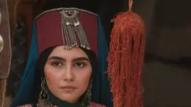 بیوگرافی مهرنوش حسینی بازیگر نقش دلارام در سریال مهیار عیار