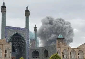 آسیب به «مسجد جامع عباسی» در اصفهان بر اثر موج حملات 