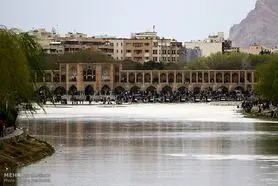 زاینده رود برای رشد کامل غله شرق باید تا اواخر خرداد ماه باز باشد