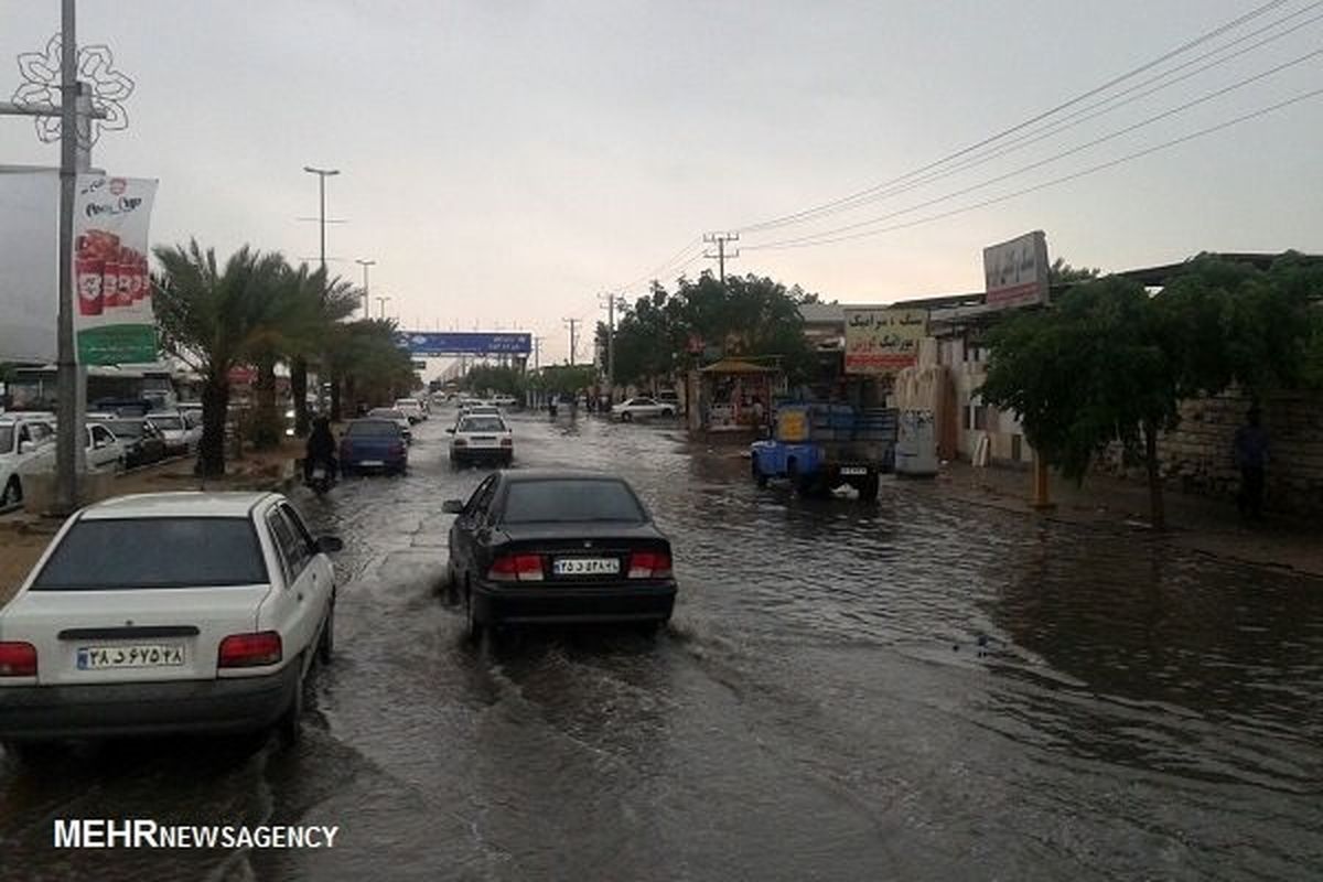 وقوع ۲۳ حادثه در ۴۸ ساعت گذشته بر اثر بارندگی‌های شدید اصفهان