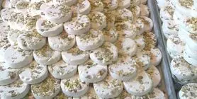 لذت خوردن دمپخت و قیمه‌ریزه در حاشیه زاینده‌رود