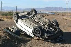 واژگونی خودرو در شاهین شهر ۶ مجروح داشت