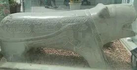 گذری به آرامگاه خانواده ظل السطان در اصفهان/مرور تاریخ بر سنگ قبرها