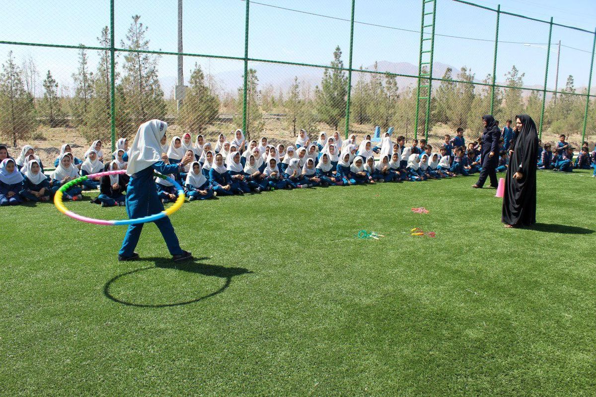 دانش آموزان خزاقی به «هر هفته، یک مسابقه، یک مدرسه» پیوستند