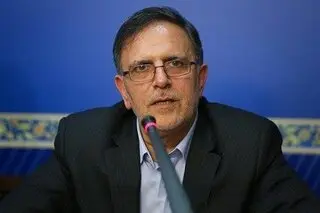 دستورالعمل مبارزه با پولشویی روی میز شورای پول و اعتبار