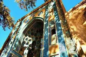 شهر نطنز با بهره گیری از هنر نقاشی زیباسازی می شود