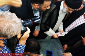 ویدئوی حضور حجت الاسلام رئیسی در مسجد ارشاد شهرری