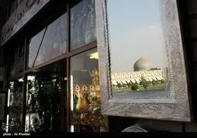 پلیس اتباع خارجی با پدیده "دست‌فروشی گردشگران پاکستانی و چینی" در اصفهان مقابله کند