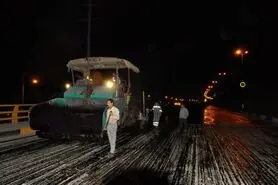 تنها 20 درصد از آسفالت بزرگراه های مناطق یک و 13 باقی مانده است