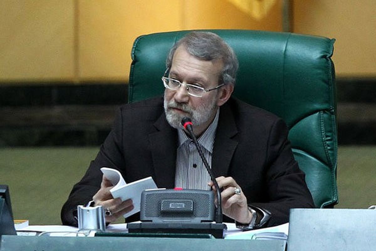 واکنش علی لاریجانی به تیراندازی امروز در مجلس