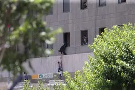 ۳۳ نفر در حوادث امروز حرم مطهر و مجلس مصدوم شدند + اسامی