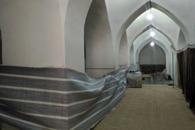 کشف یک تونل در مسجد امام(ره)