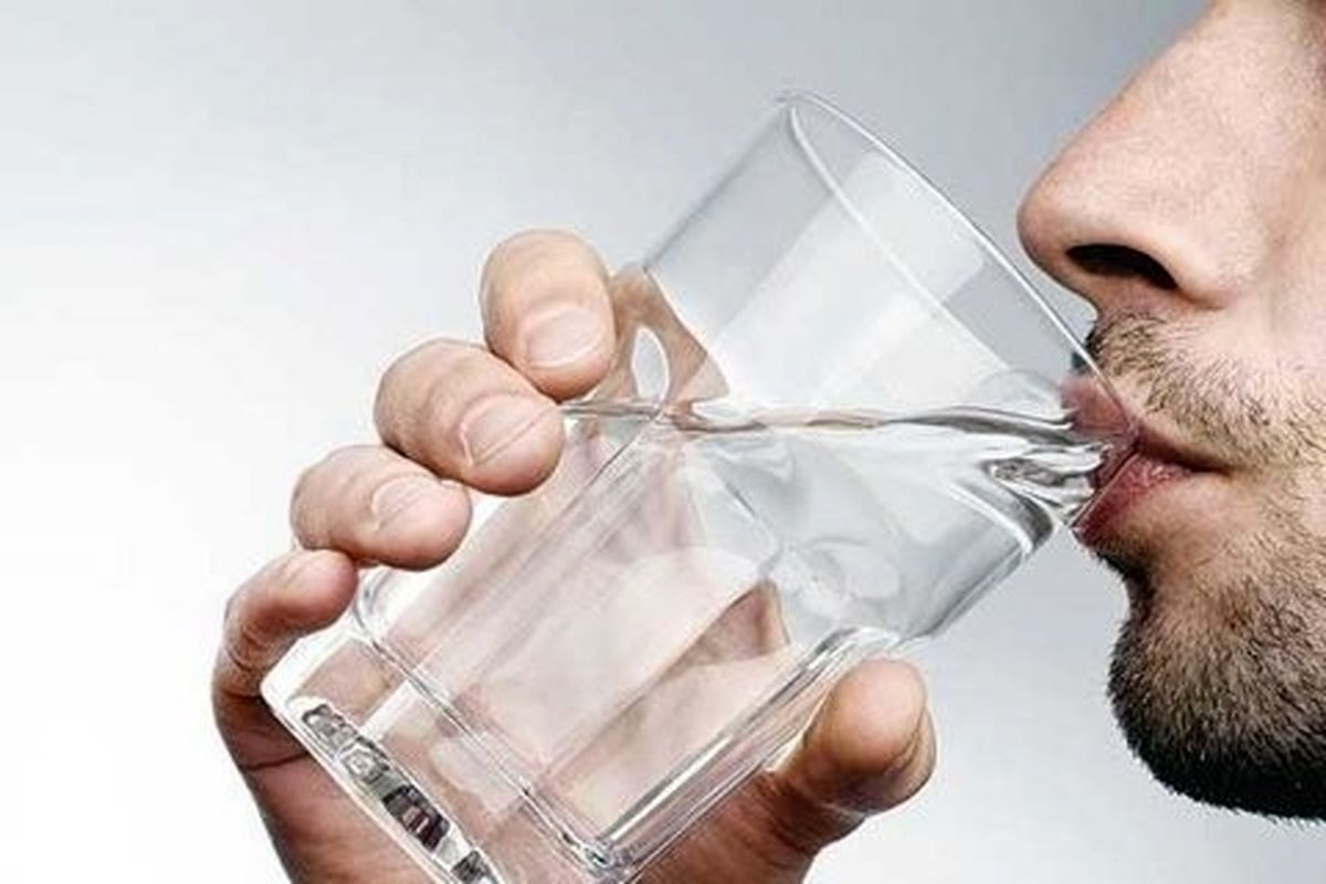 اختصاص تابلوهای فرهنگ شهروندی به موضوع آداب نوشیدن آب