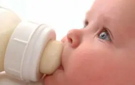 کوتاه بودن دوره شیردهی مادر با خطر ابتلای فرزند به کبد چرب