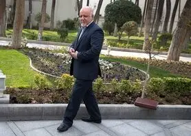افزایش پیش‌بینی نشده تولید نفت آمریکا  علت کاهش قیمت نفت است