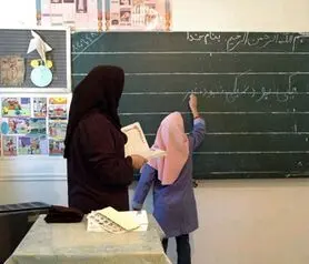 آموزش ۲۵۰ هزار معلم پایه یازدهم از طریق دوره‌های الکترونیکی