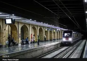 خط یک مترو ستون فقرات حمل و نقل شهری است