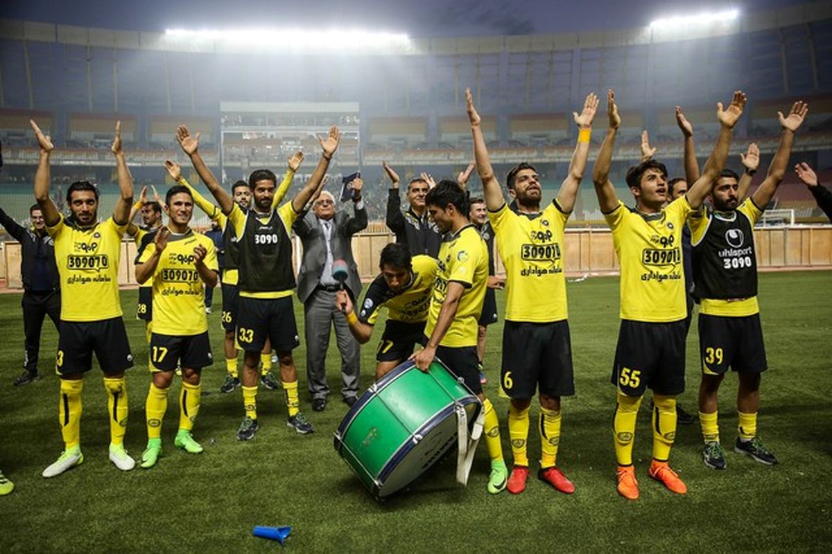 بازوبند کاپیتانی پرافتخارترین تیم ایران بر دستان چه کسی بسته می‌شود