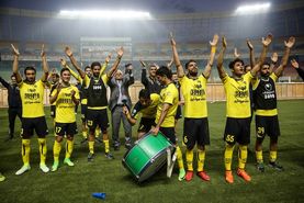 بازوبند کاپیتانی پرافتخارترین تیم ایران بر دستان چه کسی بسته می‌شود