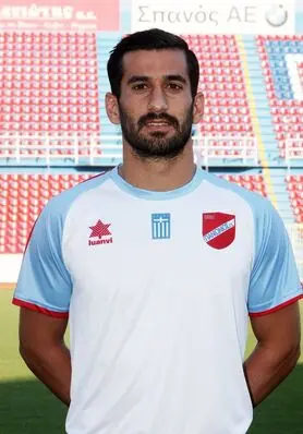 رونمایی از پیراهن پانیونیوس با حضور حاج‌صفی + تصویر