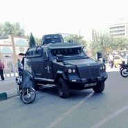 استقرار خودروهای زرهی در خیابان‌های تهران