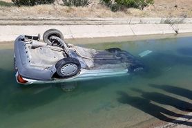 واژگونی پراید در کانال آب راننده سمیرمی را به کام مرگ کشاند