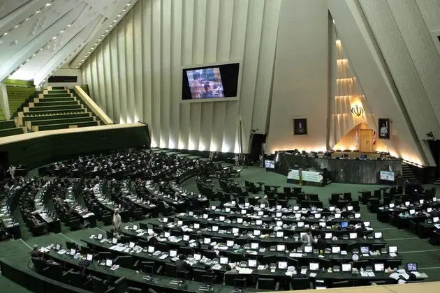 حادثه پلاسکو در جلسه امروز مجلس با حاشیه هایی بررسی شد