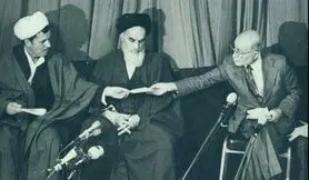 قرائت حکم نخست وزیری بازرگان توسط آیت الله هاشمی