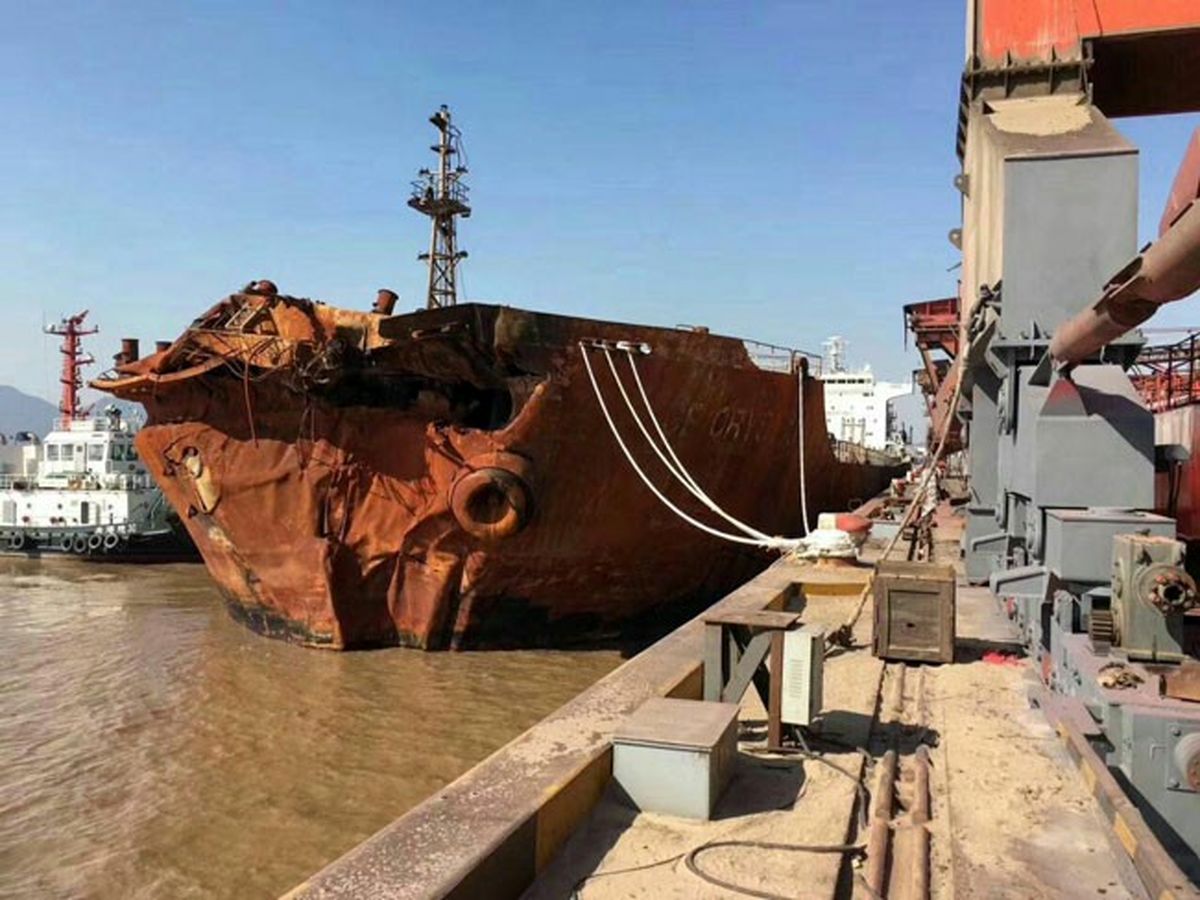 عامل غرق شدن نفتکش دریانوردان ایرانی