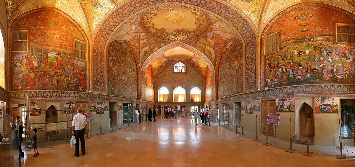 دیدن آثار تاریخی اصفهان فردا رایگان است