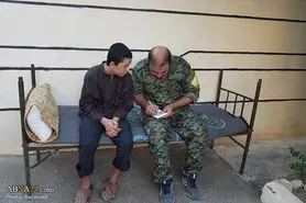 بازداشت نوجوان داعشی که سر می‌برید